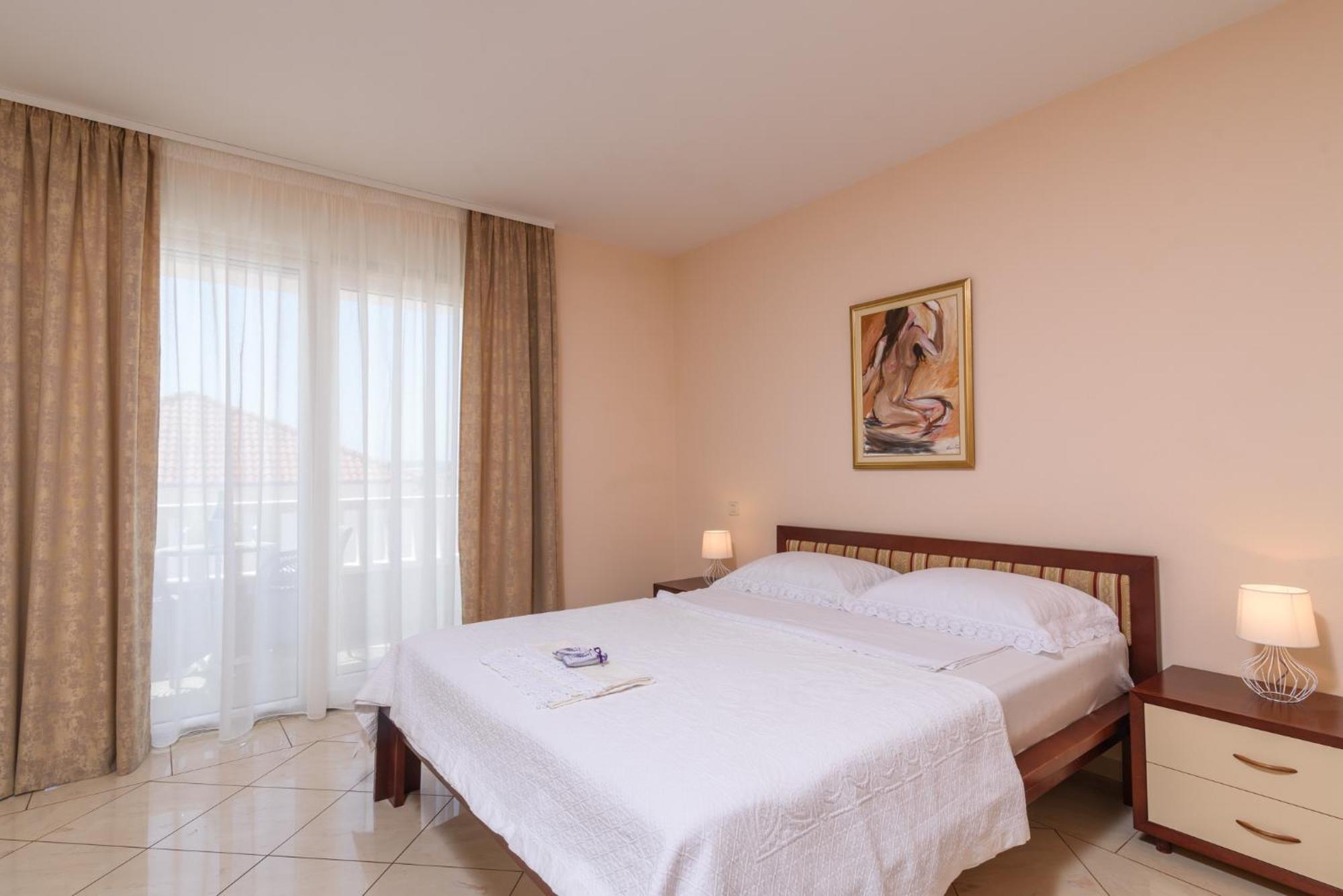 Apartments Jozic Trogir Exterior photo