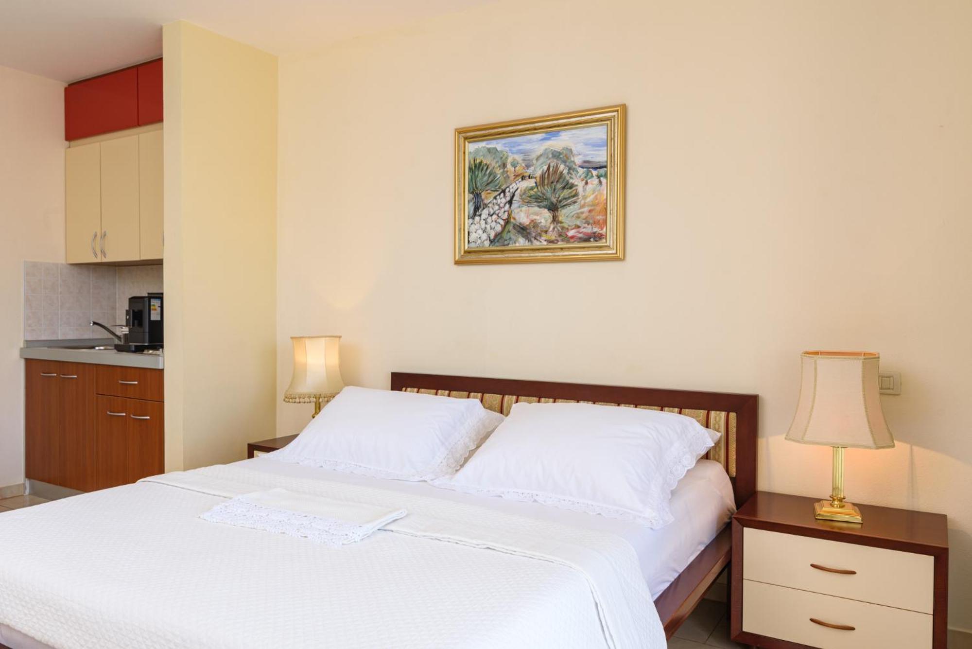 Apartments Jozic Trogir Exterior photo