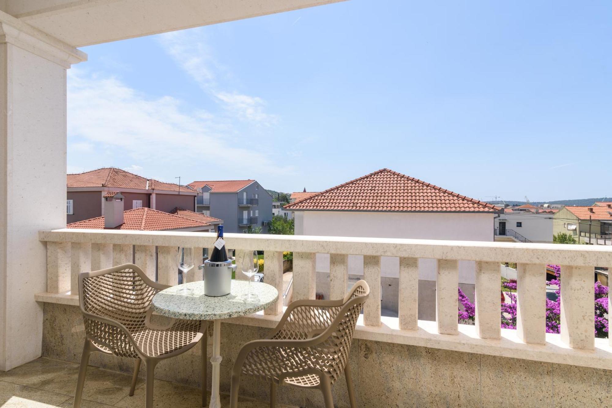 Apartments Jozic Trogir Exterior photo