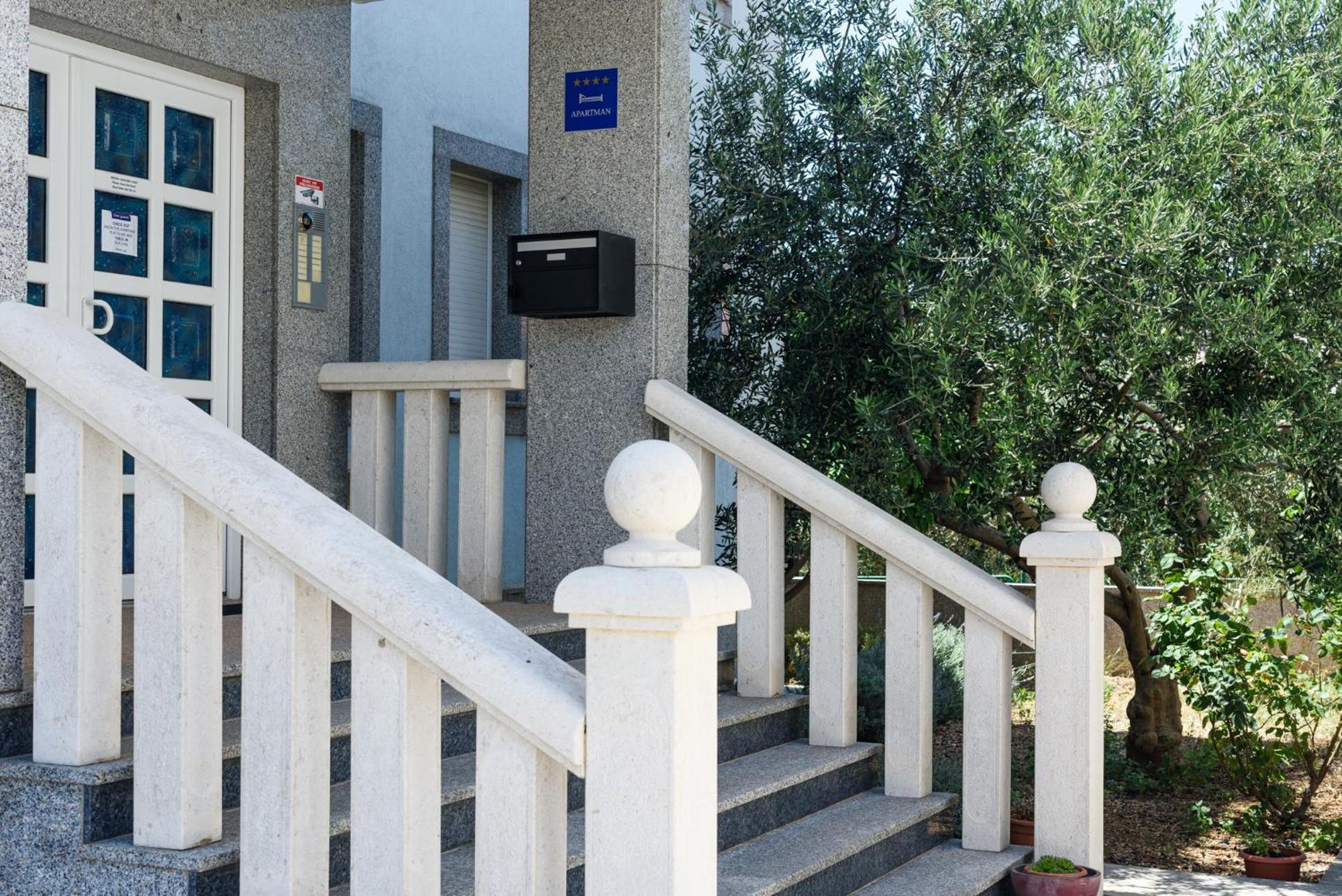 Apartments Jozic Trogir Exterior photo