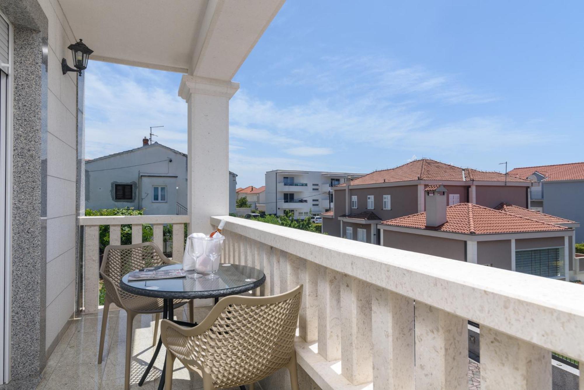 Apartments Jozic Trogir Exterior photo